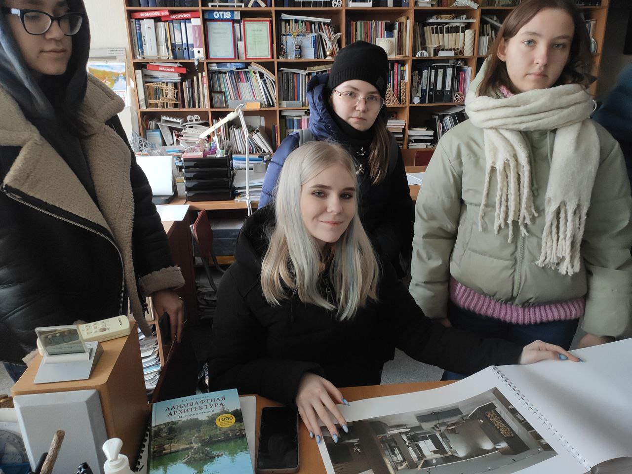 Студенти групи Д-23 відвідали художню майстерню «Славінський» !