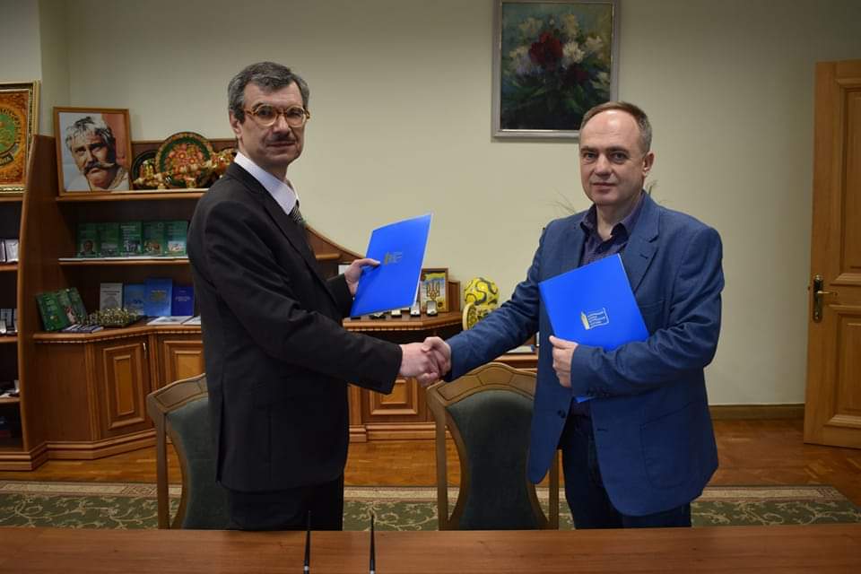 Підписання меморандуму про співпрацю між Університетом митної справи та фінансів та Національною спілкою журналістів України 
