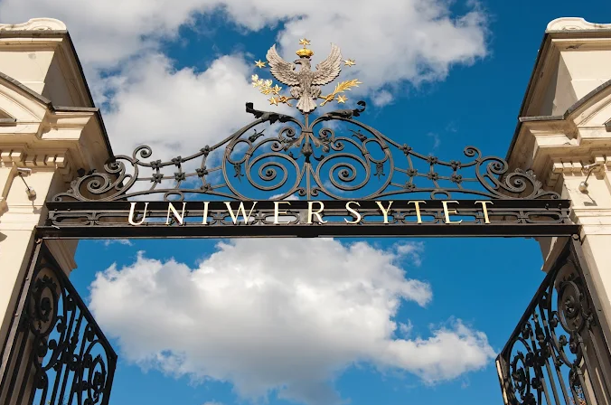 Cхідна літня школа у Варшавському університеті