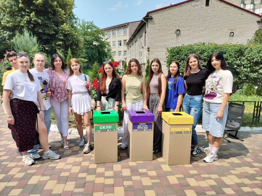 Захід організований і проведений студентами факультету економіки, бізнесу та міжнародних відносин до Всесвітнього дня довкілля