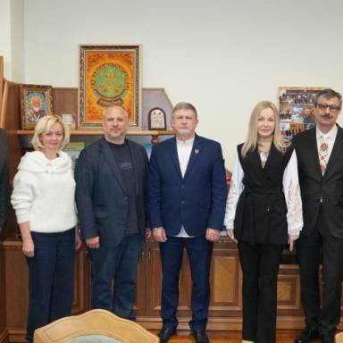 Юридична освіта нового формату — в Університеті митної справи та фінансів!