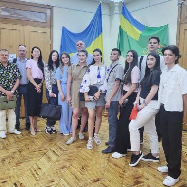 Журналістика, реклама, PR: кваліфікаційні творчі проєкти про життя і для життя