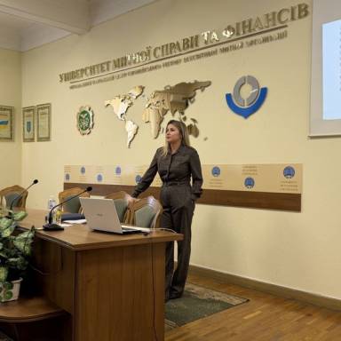 СТУДЕНТАМ-ЕКОНОМІСТАМ ГОСТЬОВА ЛЕКЦІЯ Ірини ШЕБОЛДАСОВОЇ, HR-директора торгово-виробничої групи компаній ВБA