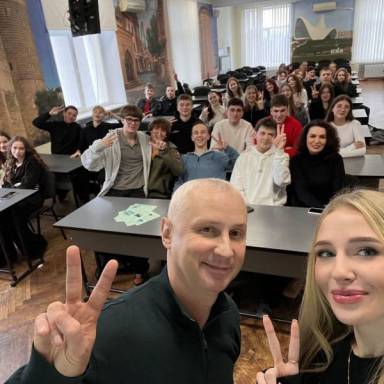 «День в Університеті» для ліцеїстів УМСФ: знайомство зі студентським життям та святкова «Зимова феєрія»