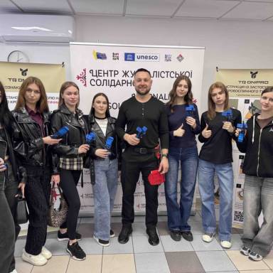 Студентки УМСФ взяли участь у тренінгу з тактичної медицини для медійників