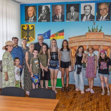 Літній табір товариства «Відергебурт» у гостях в Українсько-німецькому культурному центрі УМСФ