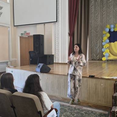 Зустріч із першокурсниками: нові можливості для навчання, професійного розвитку та волонтерської діяльності.